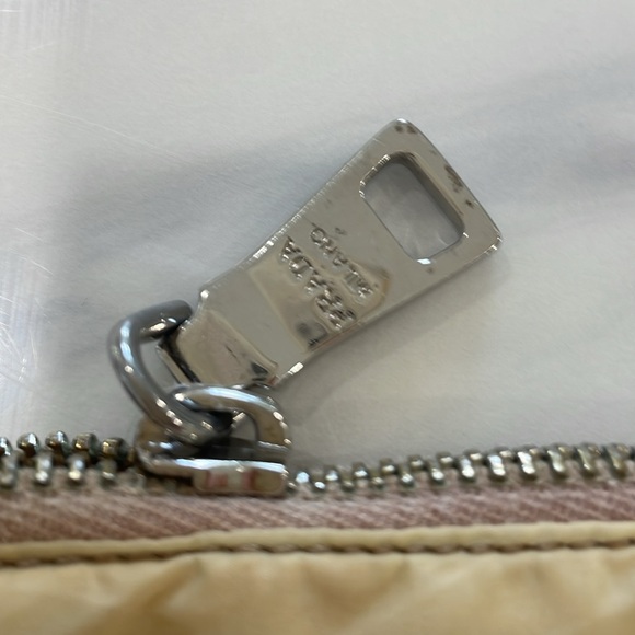 PRADA NYLON BAG - Picture 3 of 5